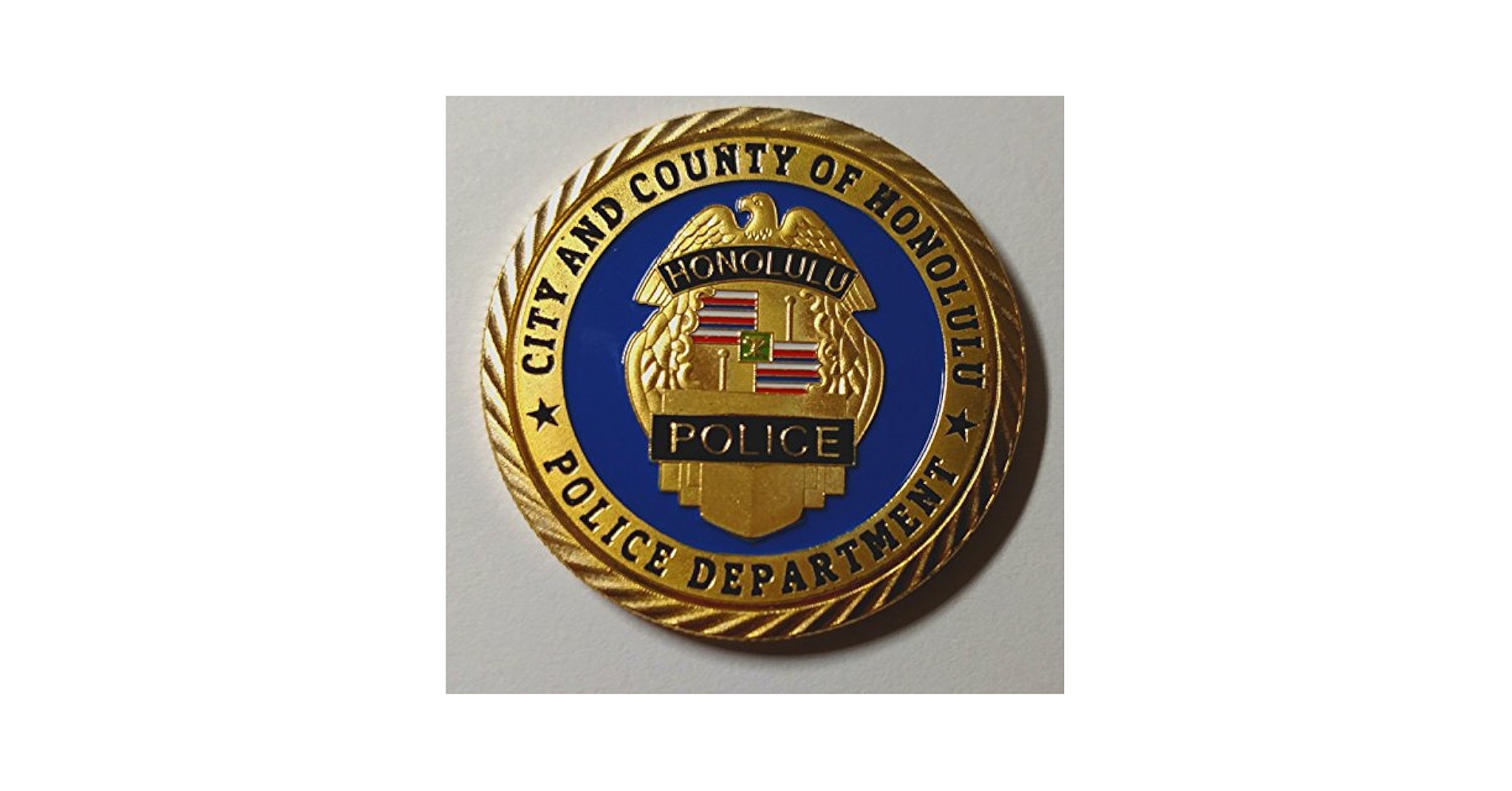 Amazon.com: Honolulu Police Department Colorized Challenge